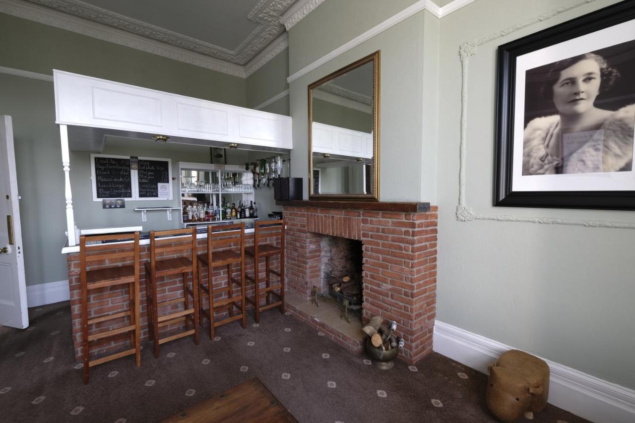 Heathcliff House B&B Exclusively For Adults Free Large Carpark Torquay Exterior photo
