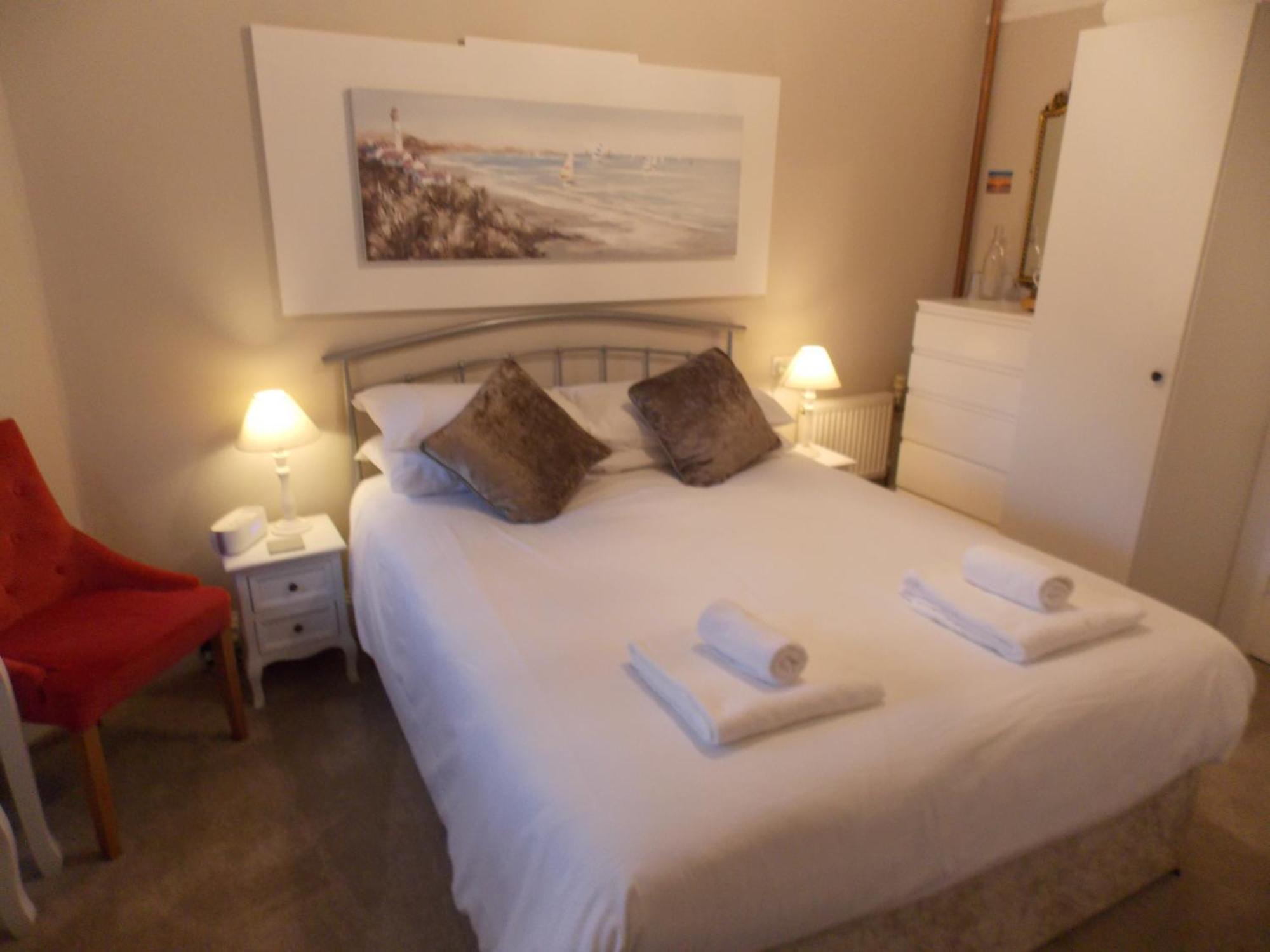 Heathcliff House B&B Exclusively For Adults Free Large Carpark Torquay Exterior photo